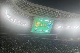 Cúp châu Phi 0 bị loại! Huấn luyện viên Chris Hutton của Ghana